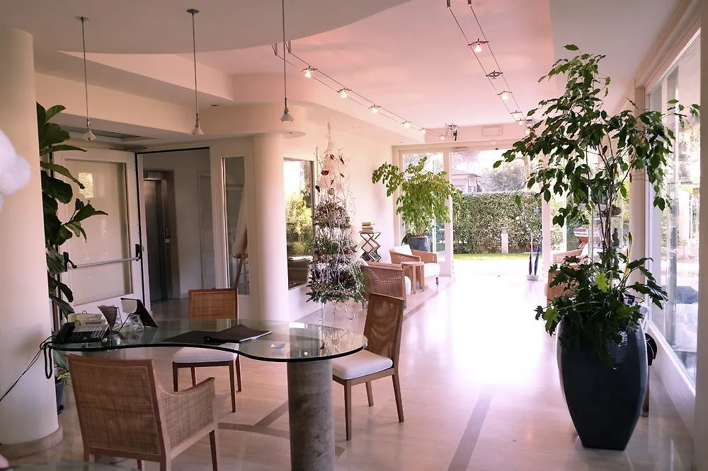 Verdeluna ApartHotel Marina di Pietrasanta