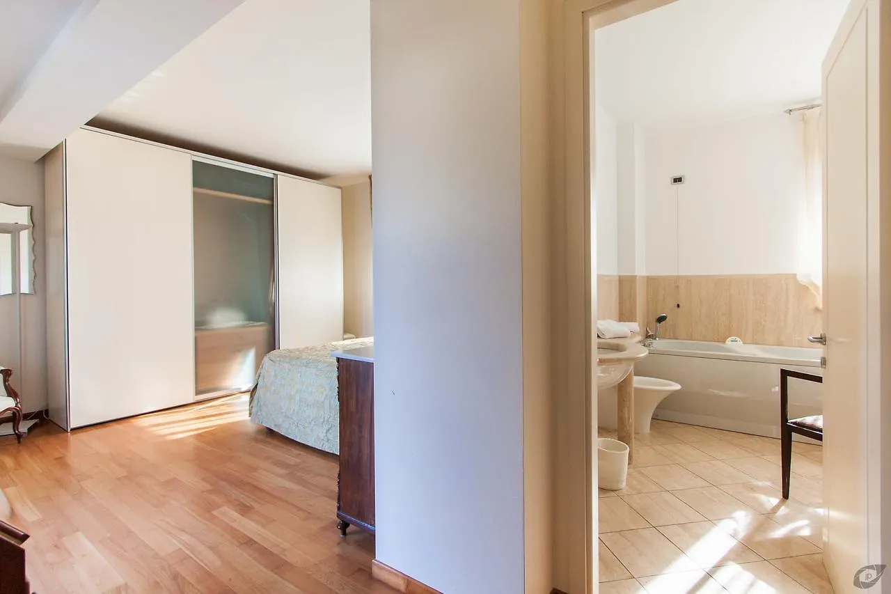Verdeluna ApartHotel Marina di Pietrasanta